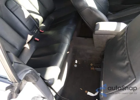 2002 Mercedes-Benz Clk 320 из США, поврежденный, VIN WDBLK65G12T126206